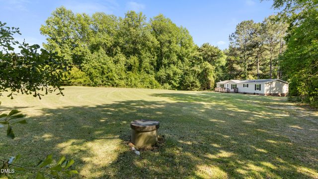 1429 Country Pond Lane, Willow Springs, NC 27592