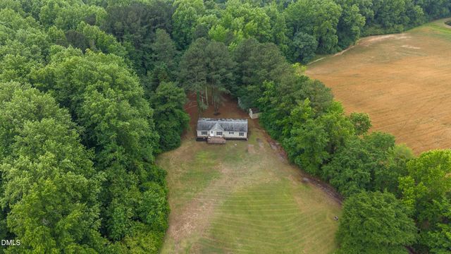 1429 Country Pond Lane, Willow Springs, NC 27592