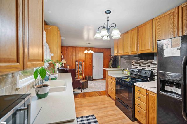 20 Hudson Street, Taylors, SC 29687