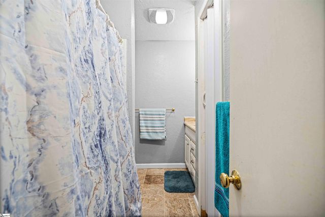 20 Hudson Street, Taylors, SC 29687