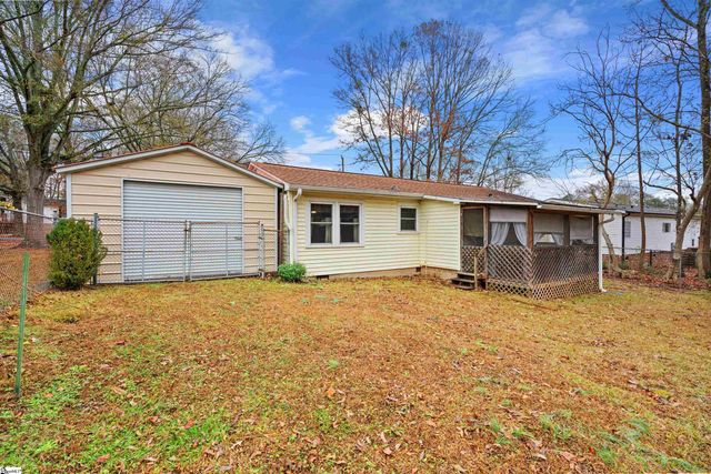 20 Hudson Street, Taylors, SC 29687