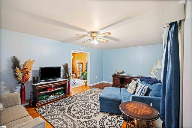 20 Hudson Street, Taylors, SC 29687