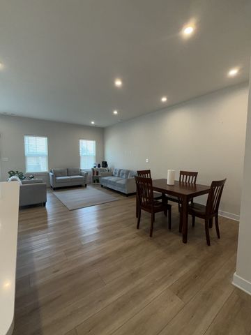 317 Camargue Ct, Smyrna, TN 37167