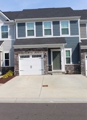 317 Camargue Ct, Smyrna, TN 37167