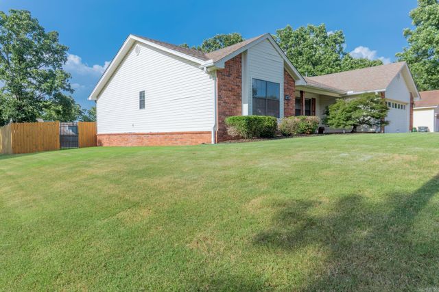 101 Cedarwood Drive, Sherwood, AR 72120