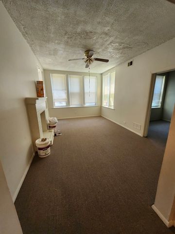 6730 S Clyde Avenue 1, Chicago, IL 60649