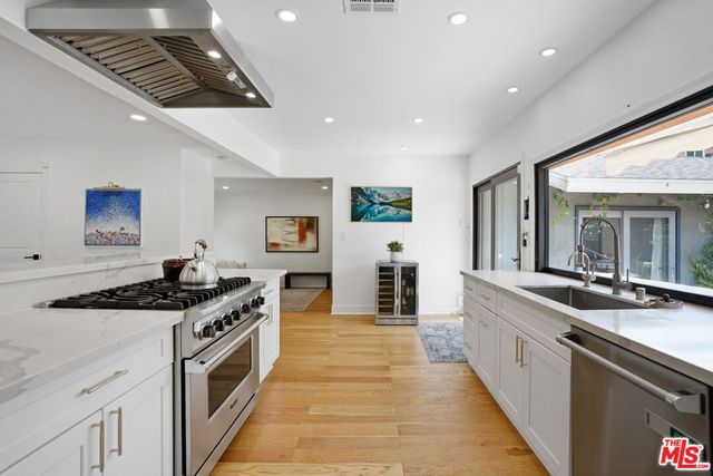 4744 Camellia Avenue, Valley Village, CA 91602