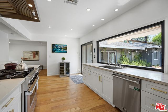 4744 Camellia Avenue, Valley Village, CA 91602