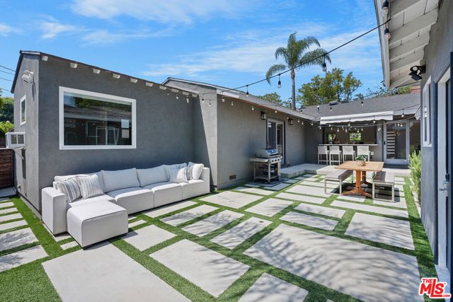 4744 Camellia Avenue, Valley Village, CA 91602