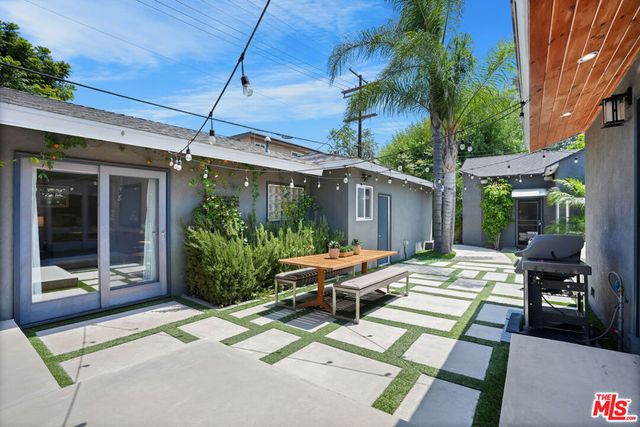 4744 Camellia Avenue, Valley Village, CA 91602