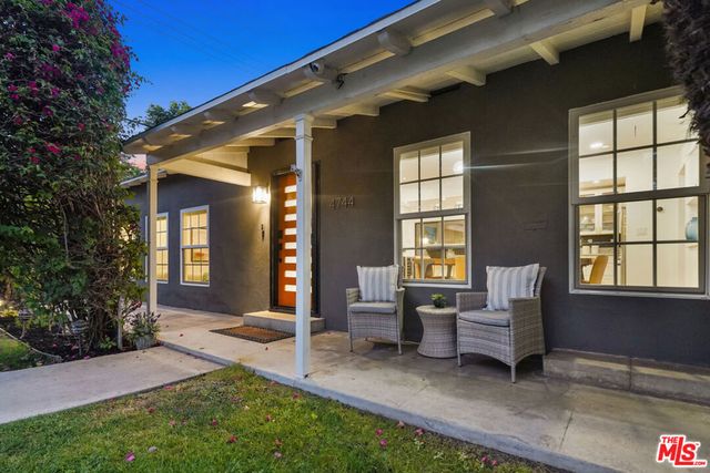 4744 Camellia Avenue, Valley Village, CA 91602