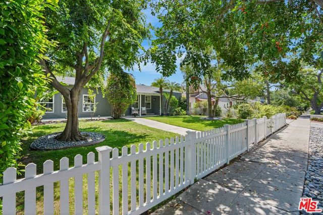 4744 Camellia Avenue, Valley Village, CA 91602