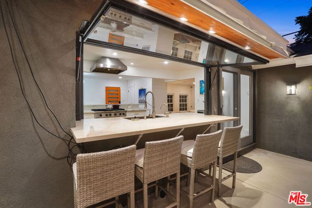 4744 Camellia Avenue, Valley Village, CA 91602