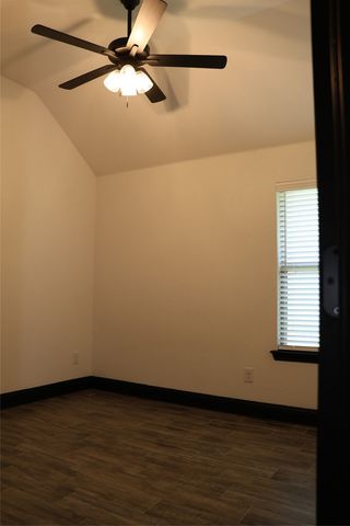 213 Clover Circle, Weatherford, TX 76086