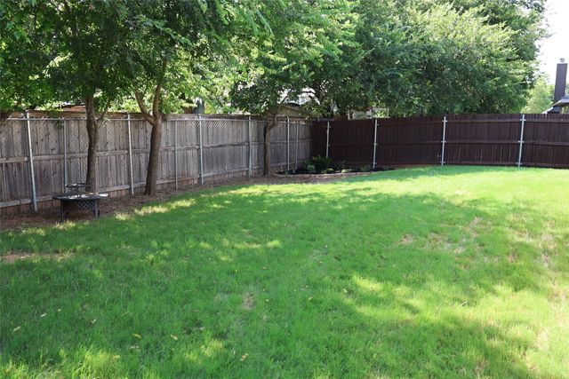 213 Clover Circle, Weatherford, TX 76086