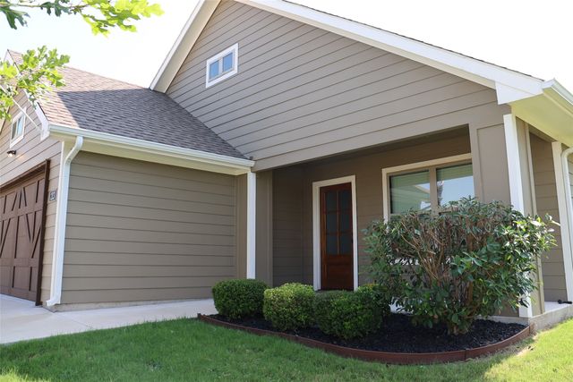 213 Clover Circle, Weatherford, TX 76086