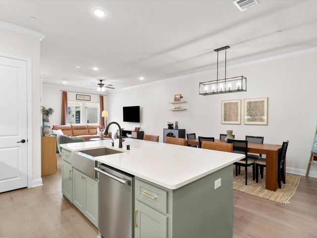 1888 Melinda Lane, Farmers Branch, TX 75234