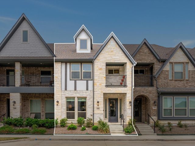 1888 Melinda Lane, Farmers Branch, TX 75234