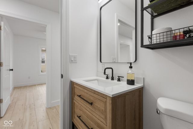 711 E 4th Street, Seymour, IN 47274