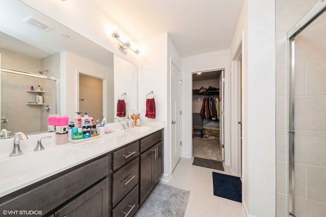 347 Masters Drive, Addison, IL 60101