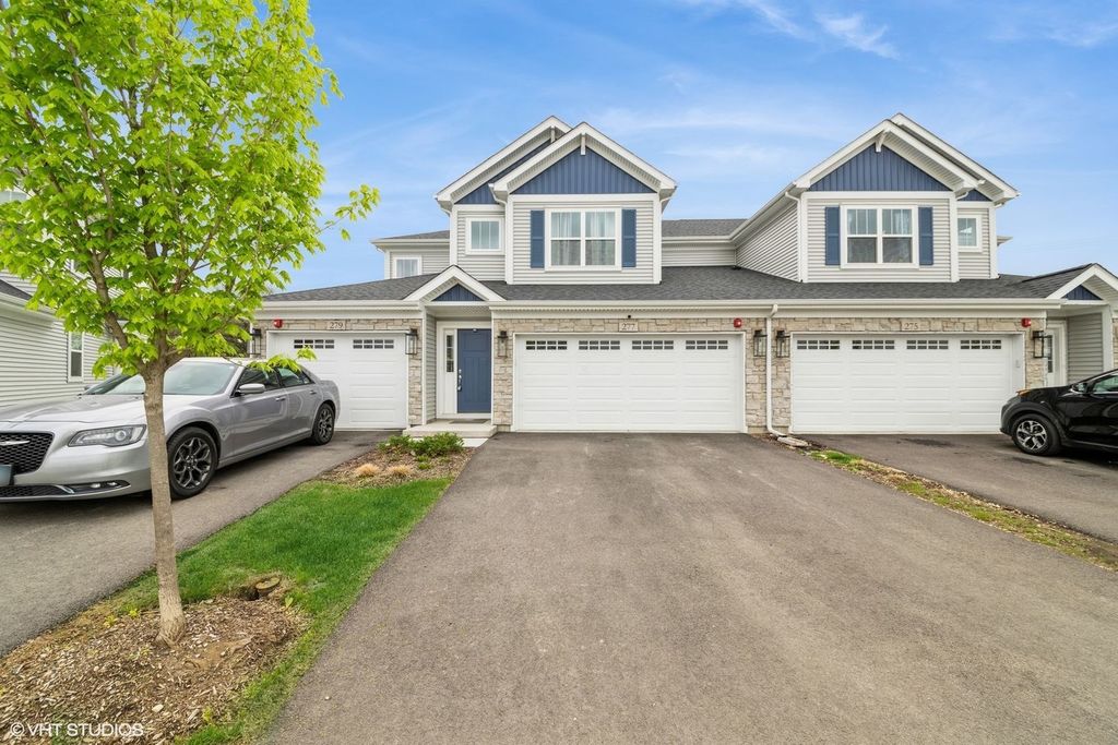 347 Masters Drive, Addison, IL 60101
