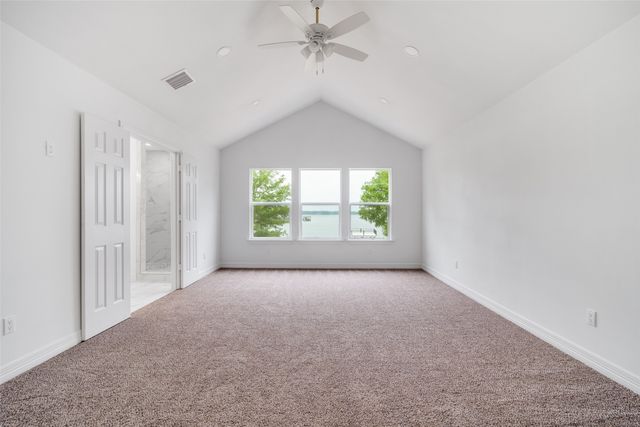 162 Oak Hills Drive, Mabank, TX 75156