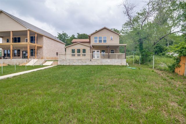 162 Oak Hills Drive, Mabank, TX 75156
