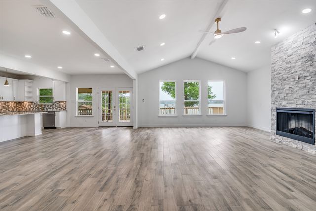 162 Oak Hills Drive, Mabank, TX 75156