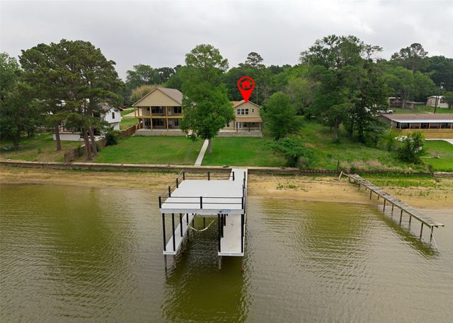 162 Oak Hills Drive, Mabank, TX 75156