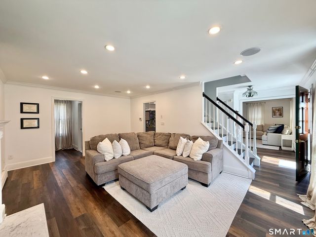 33 Steep Hill Road, Seymour, CT 06483