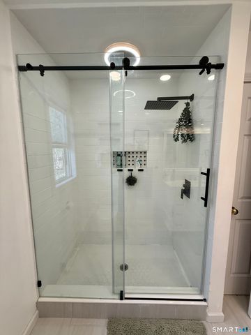 33 Steep Hill Road, Seymour, CT 06483