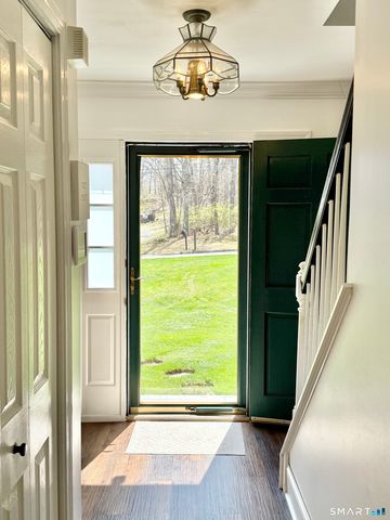 33 Steep Hill Road, Seymour, CT 06483