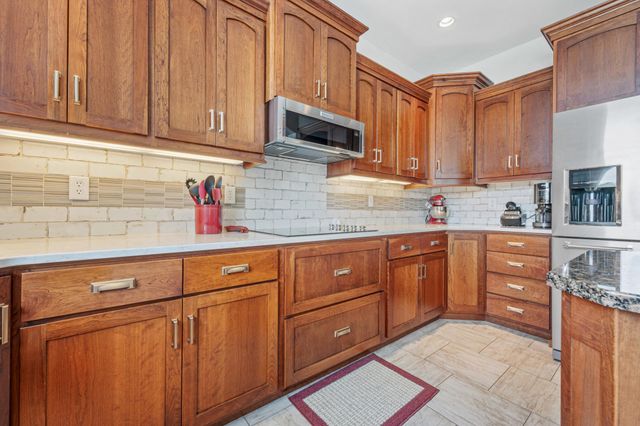 724 Northridge Way, West Fargo, ND 58078