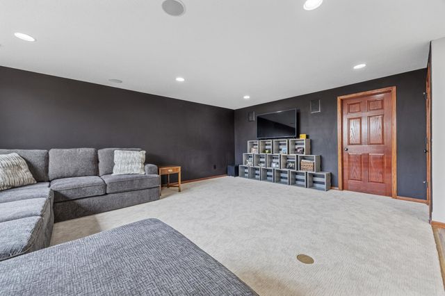 724 Northridge Way, West Fargo, ND 58078