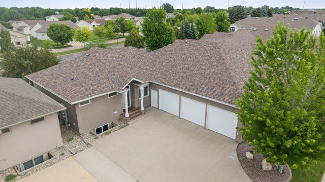 724 Northridge Way, West Fargo, ND 58078