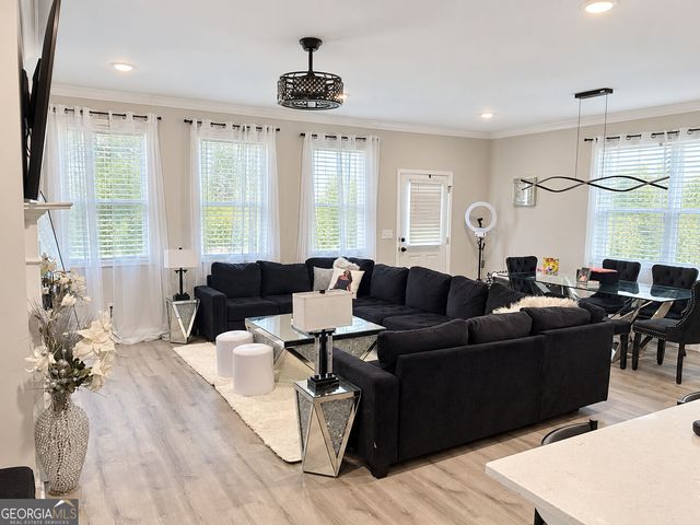 3721 Silvery Way, Powder Springs, GA 30127