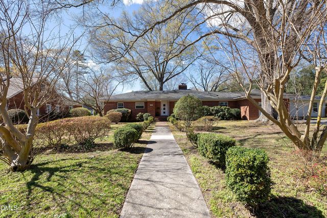 205 John Street, Louisburg, NC 27549