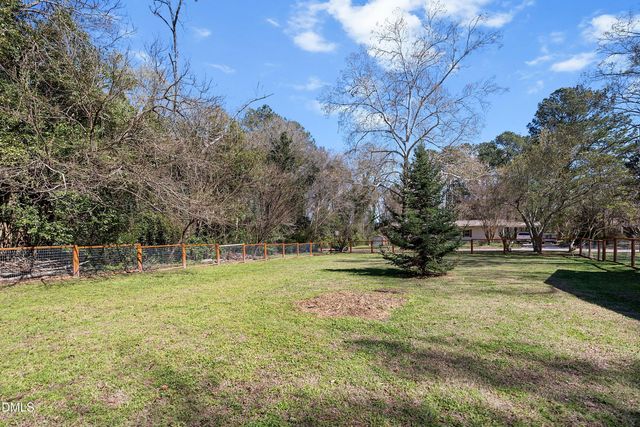 205 John Street, Louisburg, NC 27549