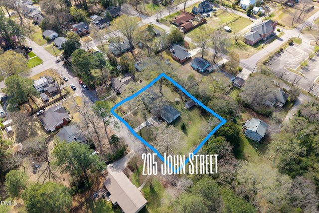 205 John Street, Louisburg, NC 27549