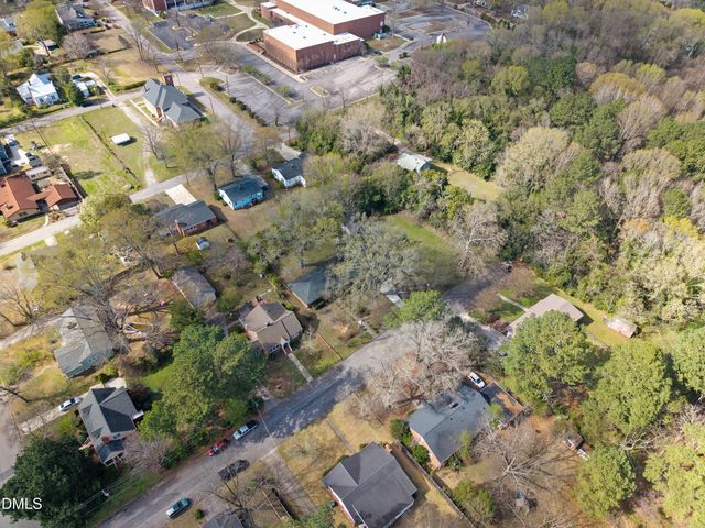 205 John Street, Louisburg, NC 27549