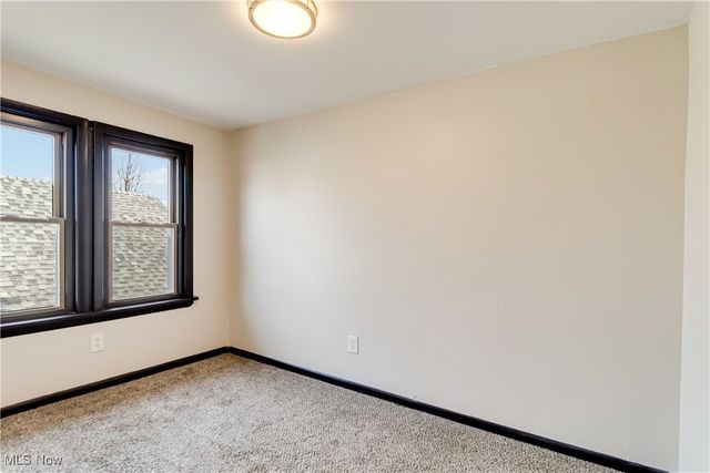 3272 W 88th Street, Cleveland, OH 44102