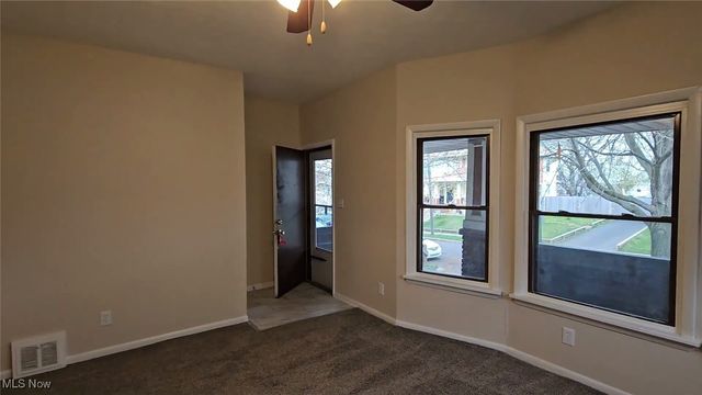 3272 W 88th Street, Cleveland, OH 44102