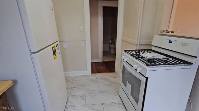 3272 W 88th Street, Cleveland, OH 44102