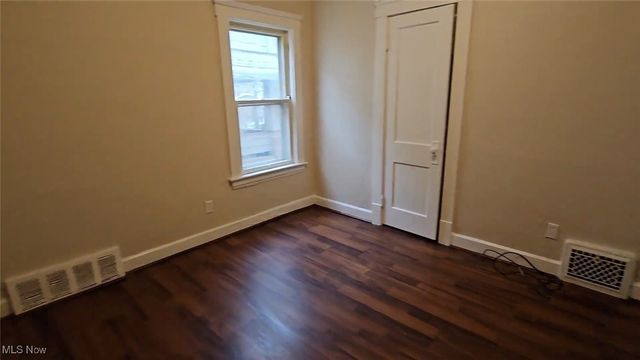 3272 W 88th Street, Cleveland, OH 44102