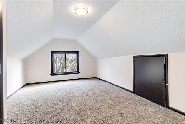 3272 W 88th Street, Cleveland, OH 44102