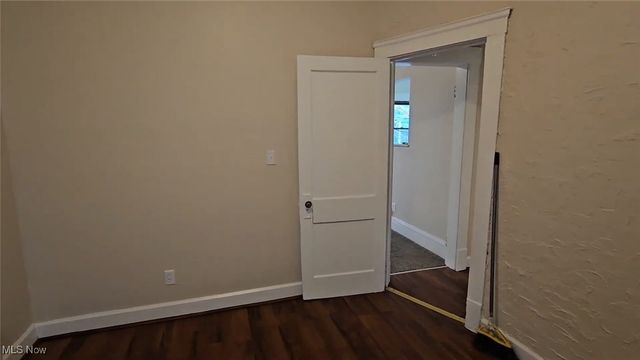 3272 W 88th Street, Cleveland, OH 44102