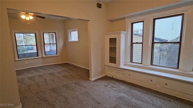 3272 W 88th Street, Cleveland, OH 44102