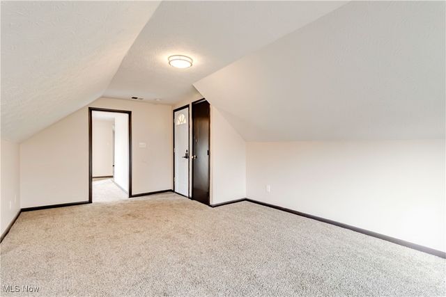 3272 W 88th Street, Cleveland, OH 44102