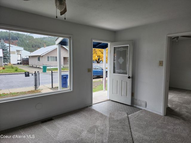 405 W Brown Ave, Kellogg, ID 83837