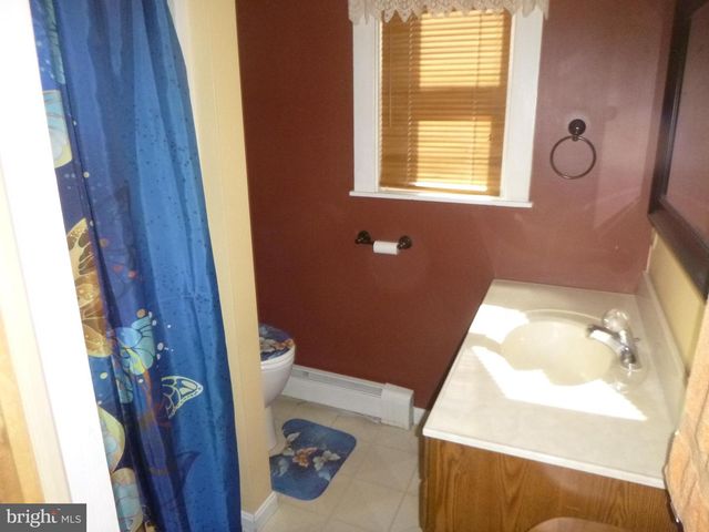 200 S CHURCH, Quarryville, PA 17566